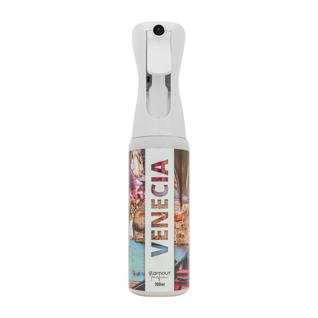 GLAMOUR PARFUM - Ambientador de Hogar Venecia - 300 ml - Pulverizador con Aroma Floral y Herbal - Ambientador Textil en Spray - para Pulverizar en la Cama o en Cortinas - Reutilizable